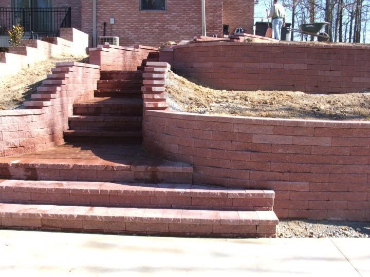 Retaining wall system at a Northeast Arkansas property, photograph 2